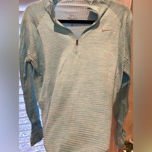 Nike dri-fit pullover